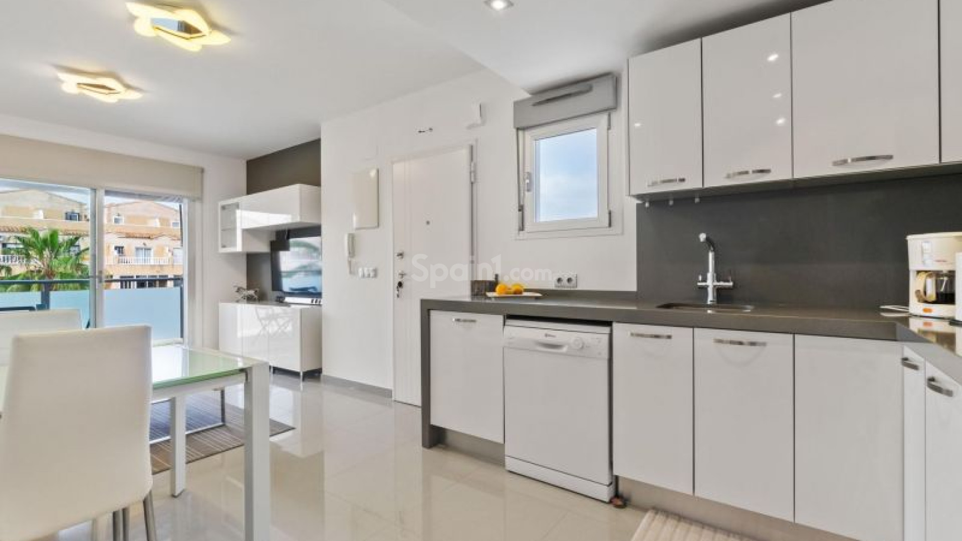 Resale - Wohnung -
Torrevieja - Punta Prima