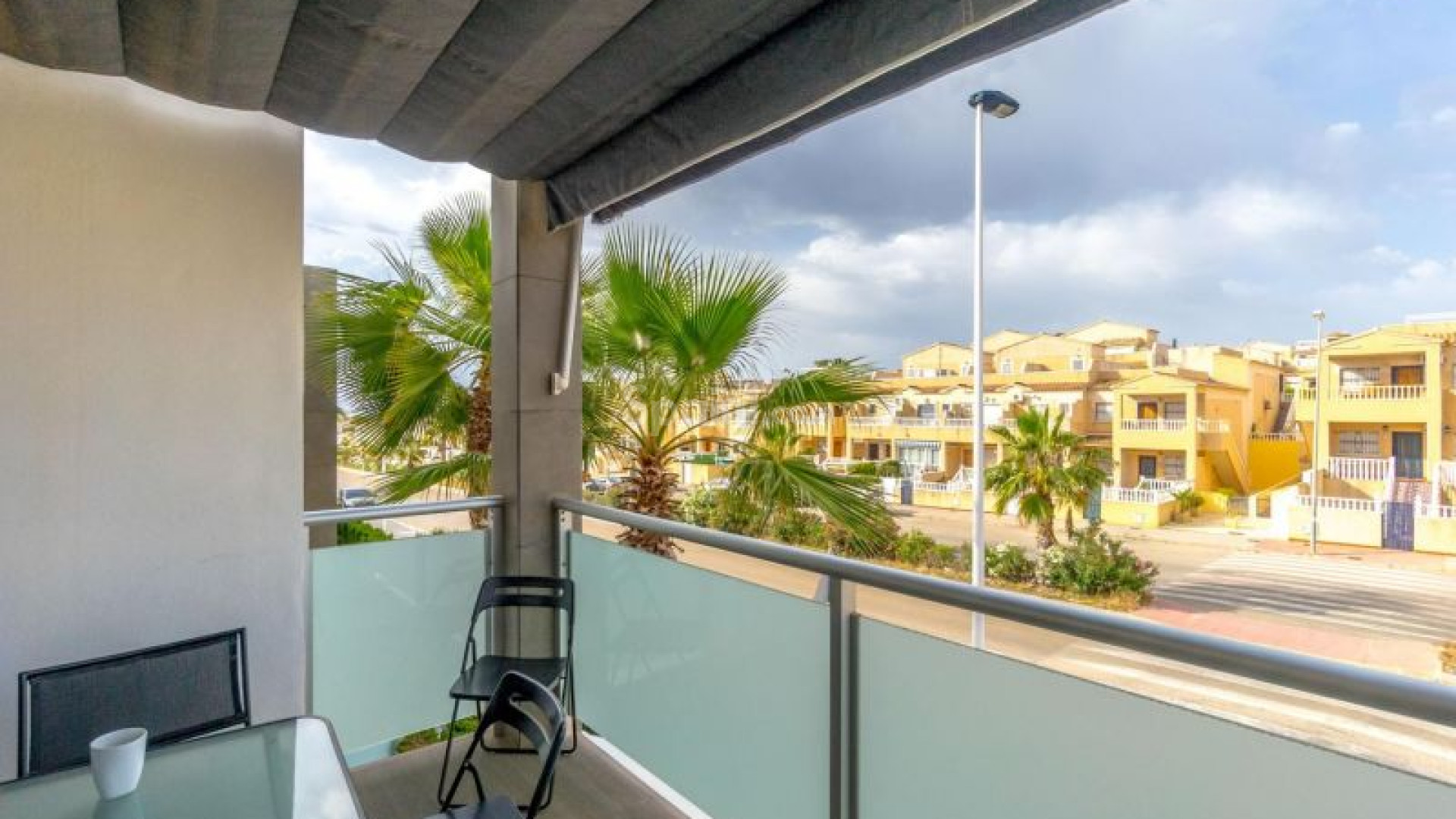 Resale - Wohnung -
Torrevieja - Punta Prima