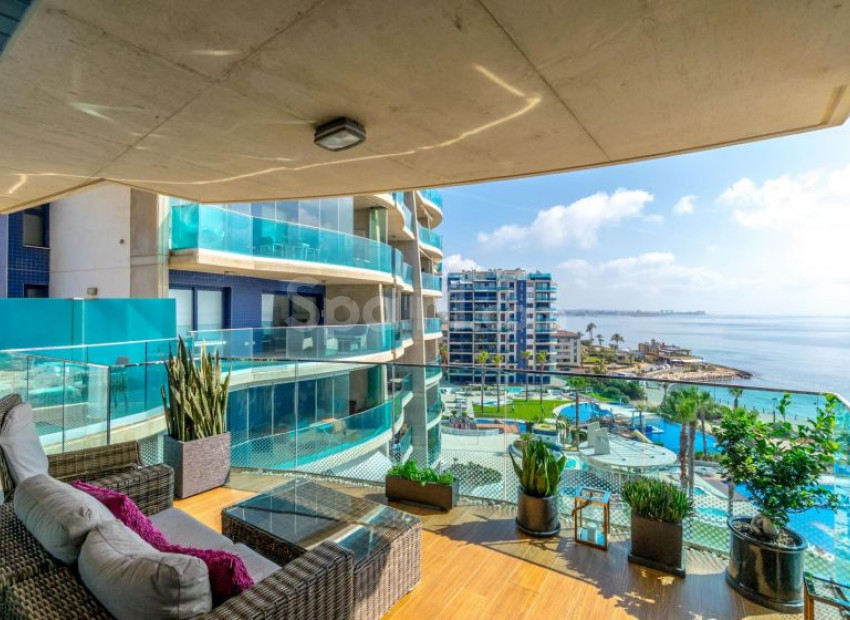 Resale - Wohnung -
Torrevieja - Punta Prima