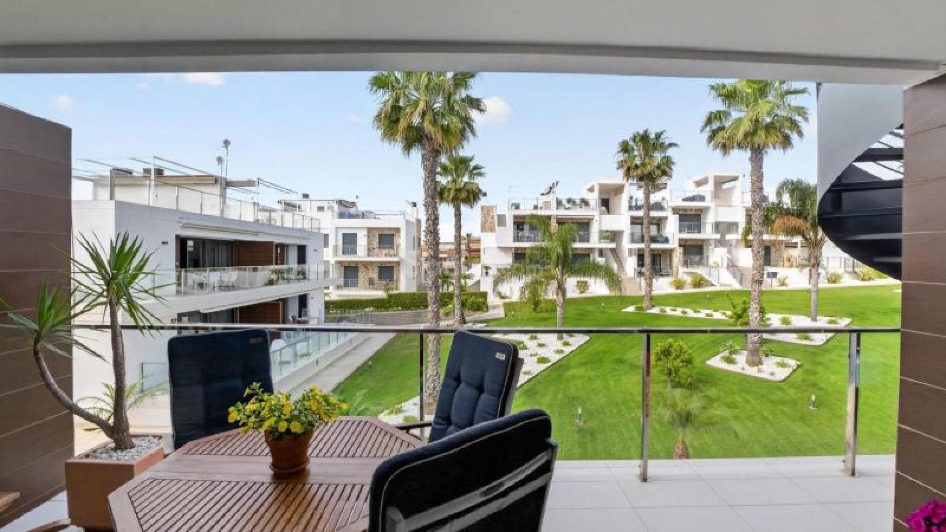 Resale - Wohnung -
Torrevieja - Punta Prima