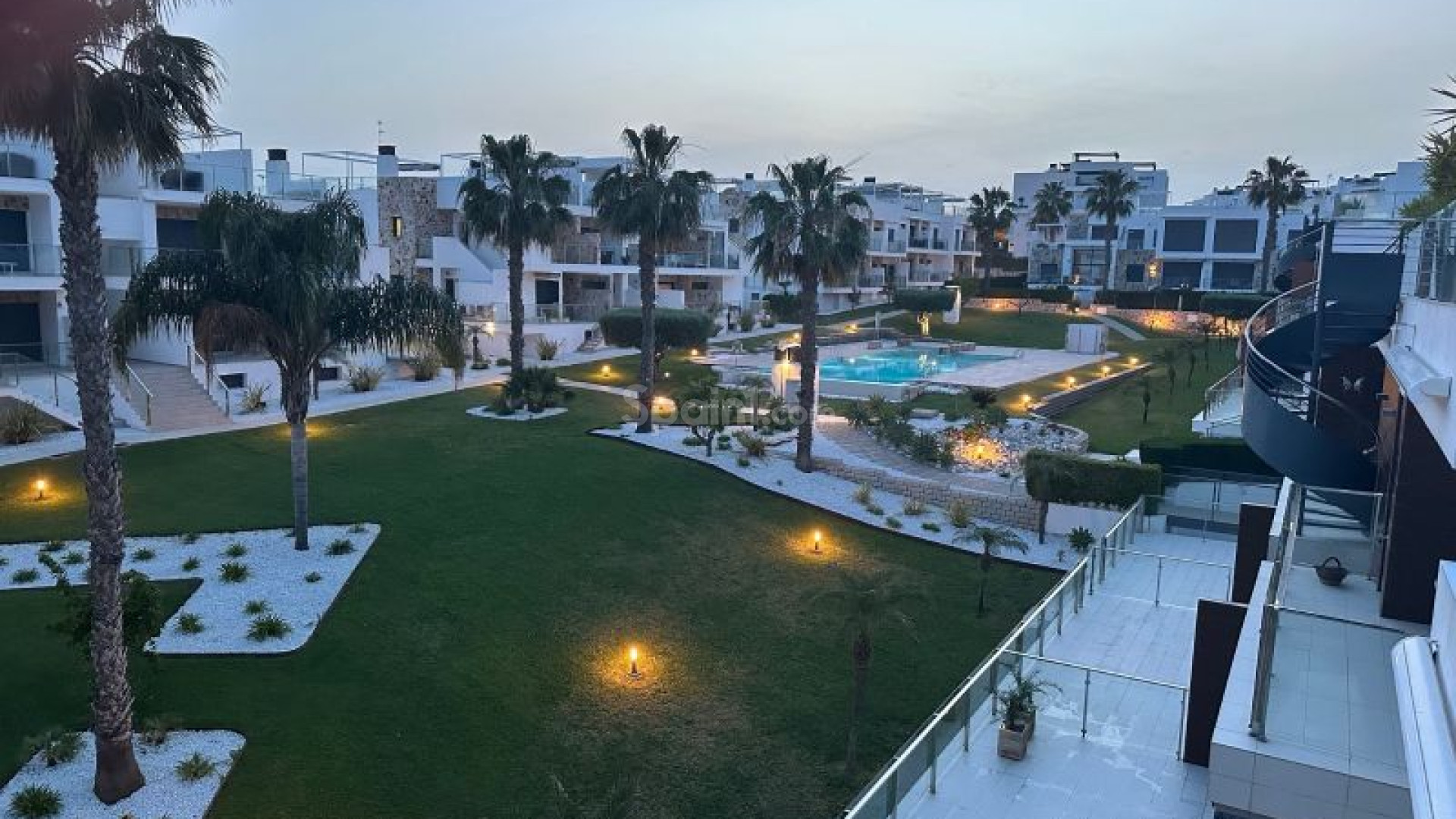 Resale - Wohnung -
Torrevieja - Punta Prima