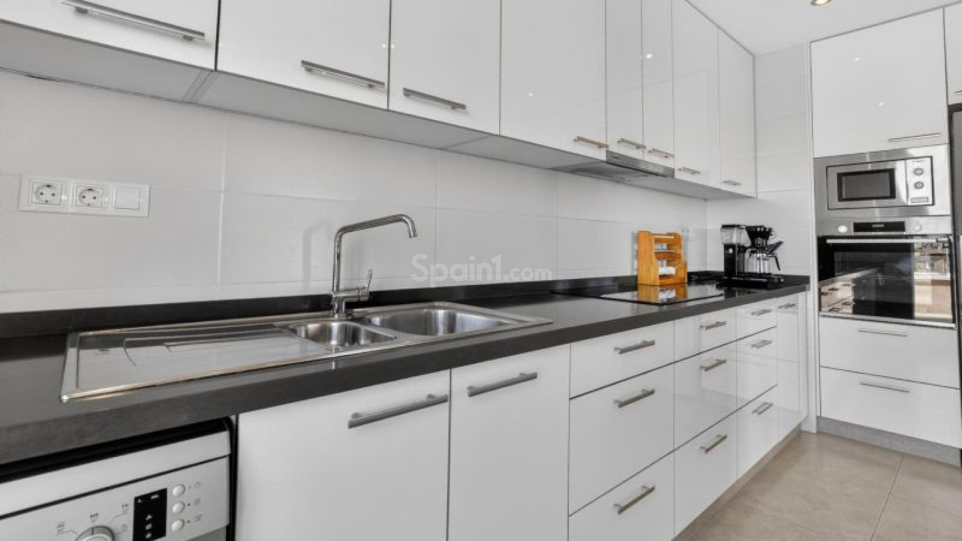 Resale - Wohnung -
Torrevieja - Punta Prima