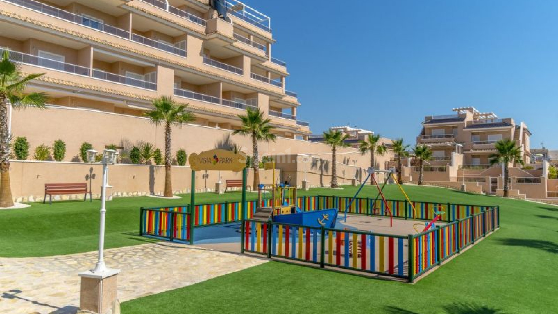 Resale - Wohnung -
Torrevieja - Punta Prima