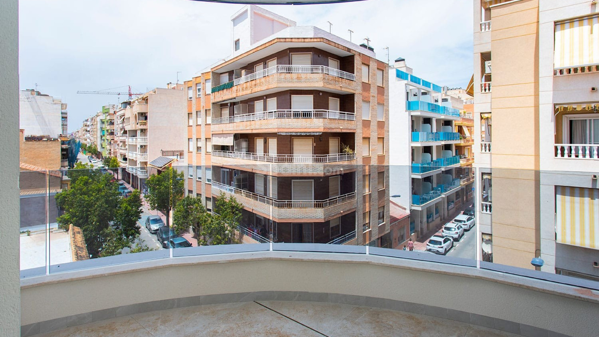 Resale - Wohnung -
Torrevieja