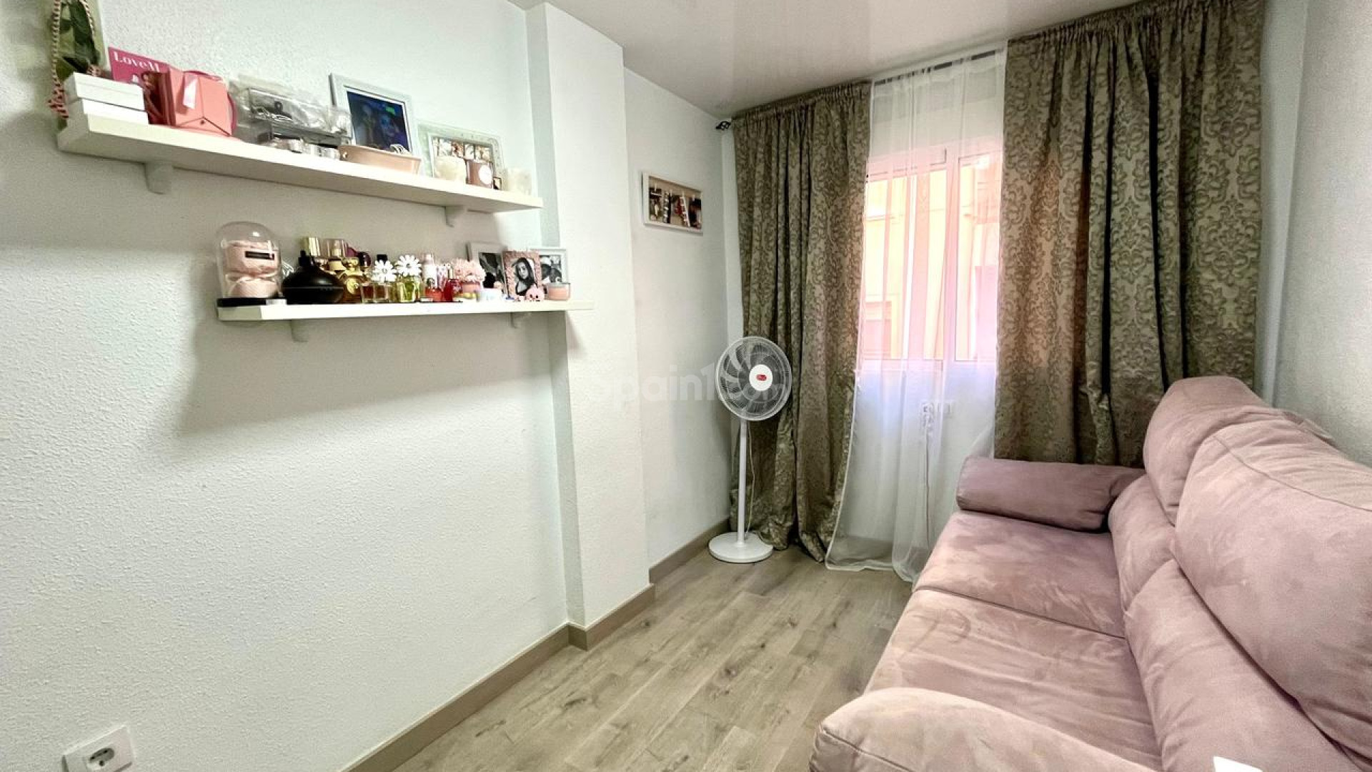 Resale - Wohnung -
Torrevieja