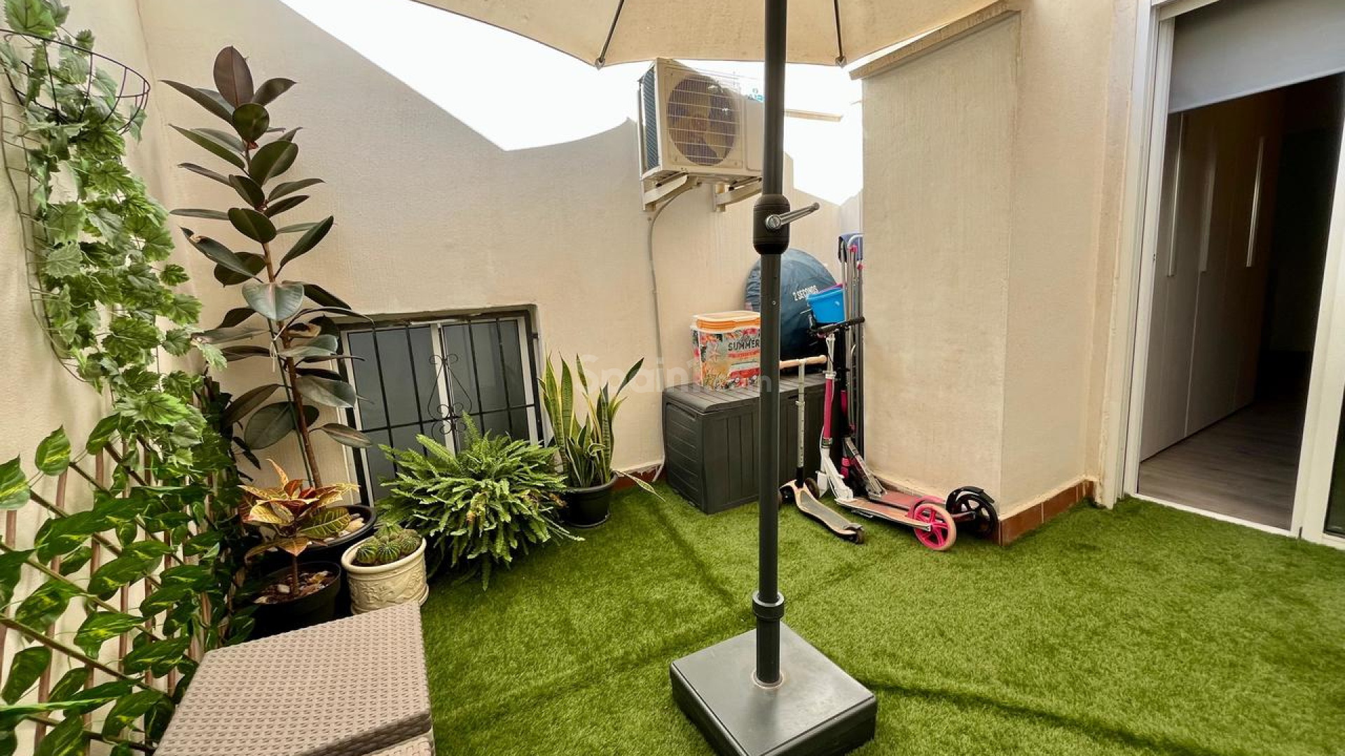 Resale - Wohnung -
Torrevieja