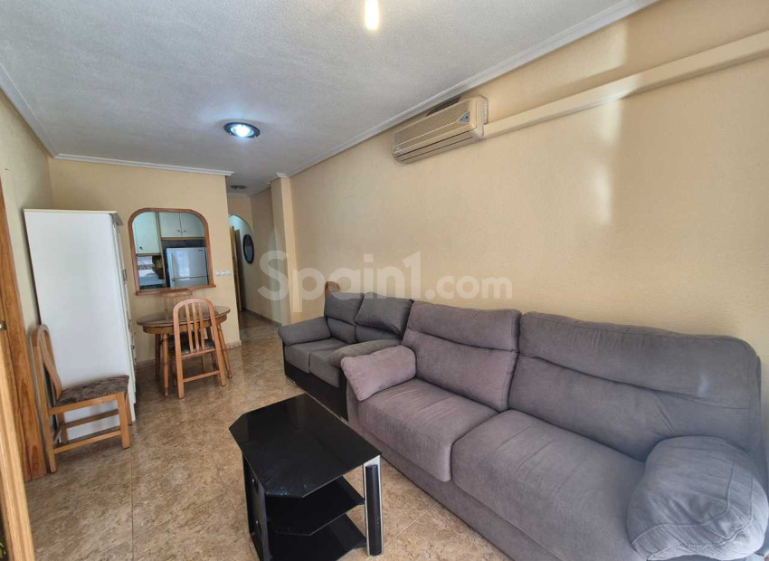 Resale - Wohnung -
Torrevieja