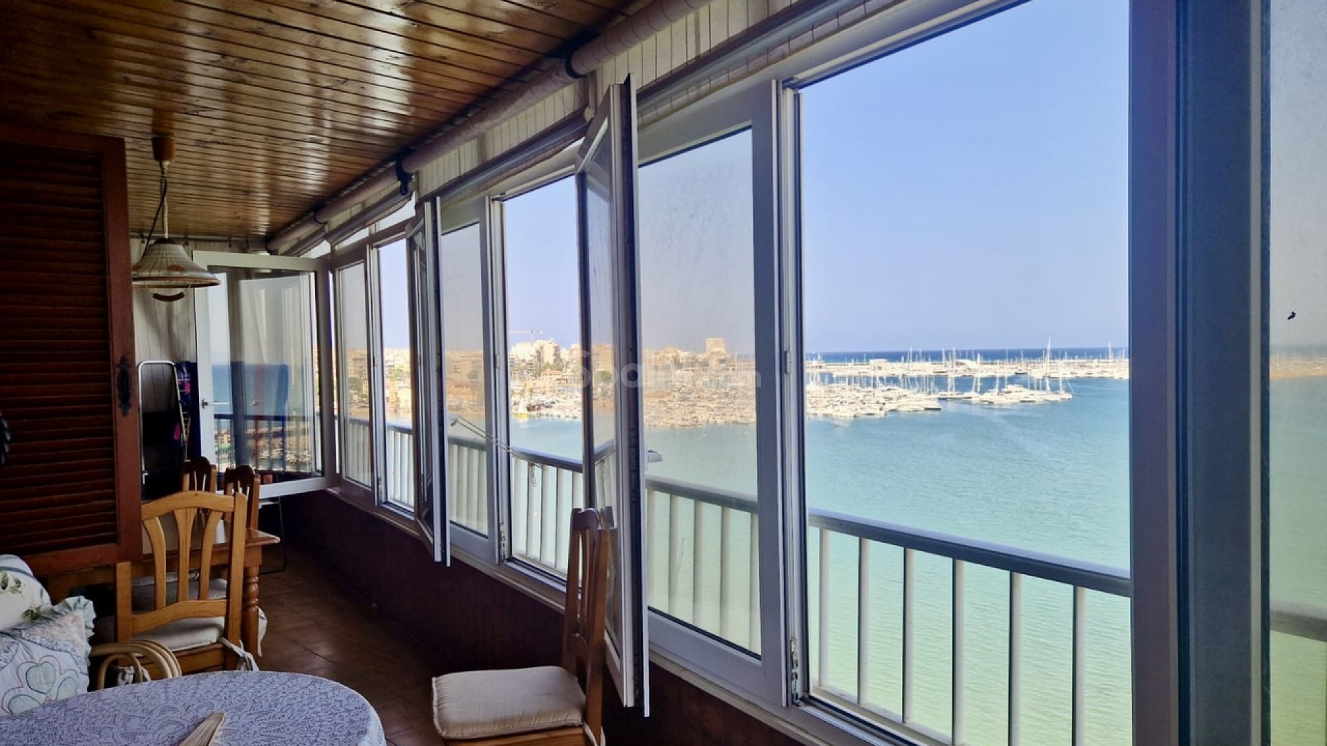 Resale - Wohnung -
Torrevieja