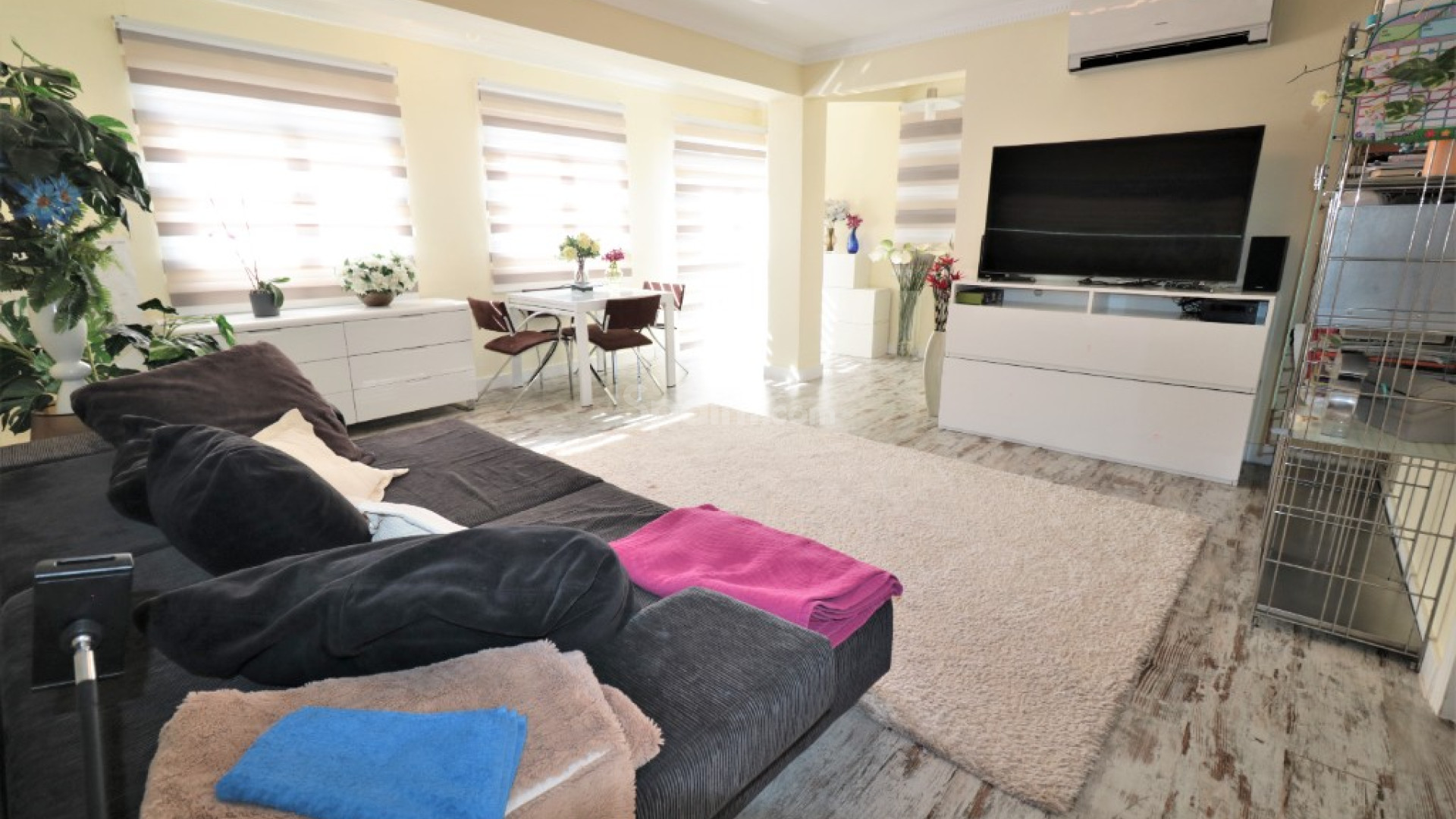 Resale - Wohnung -
Torrevieja