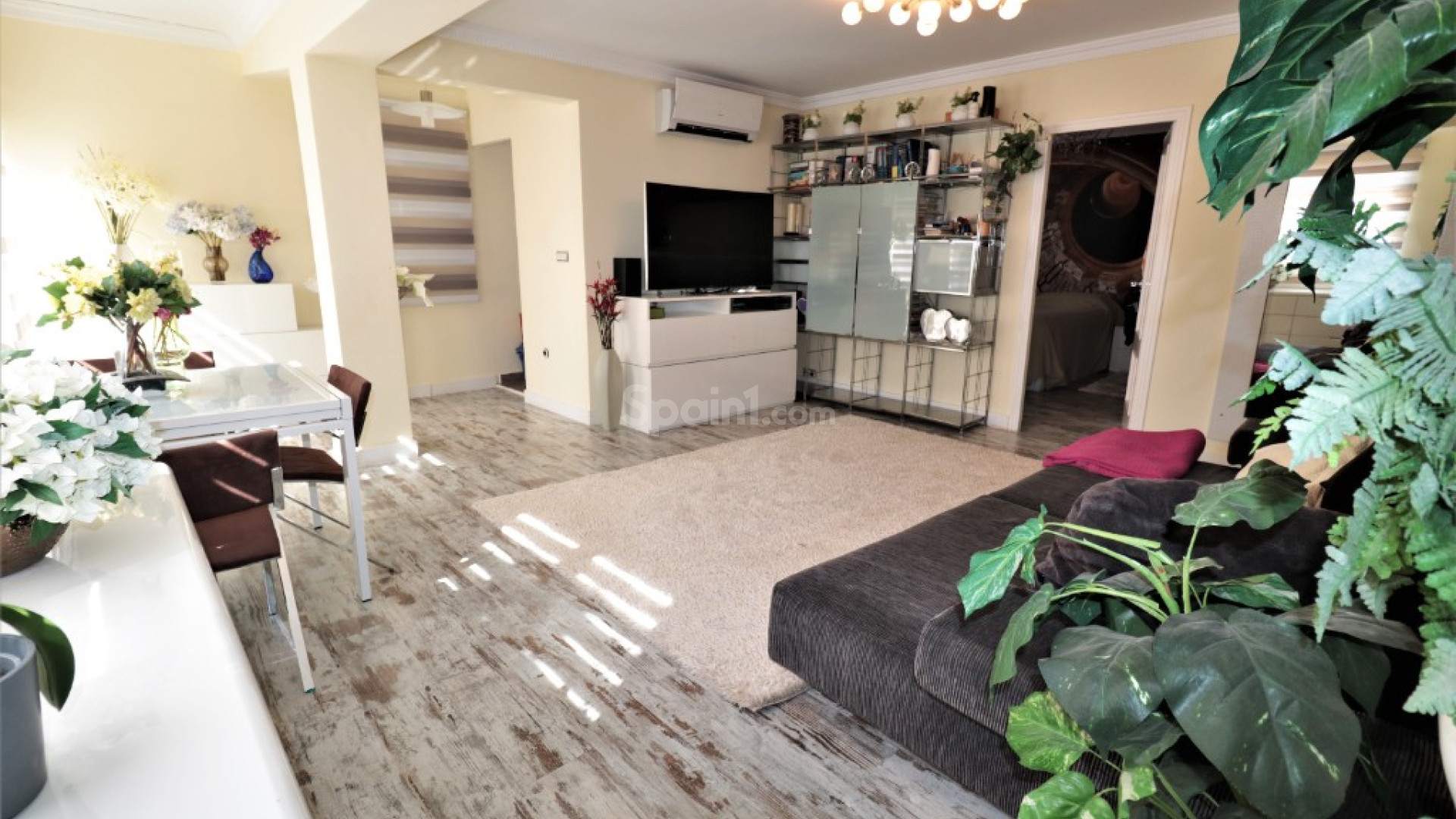 Resale - Wohnung -
Torrevieja