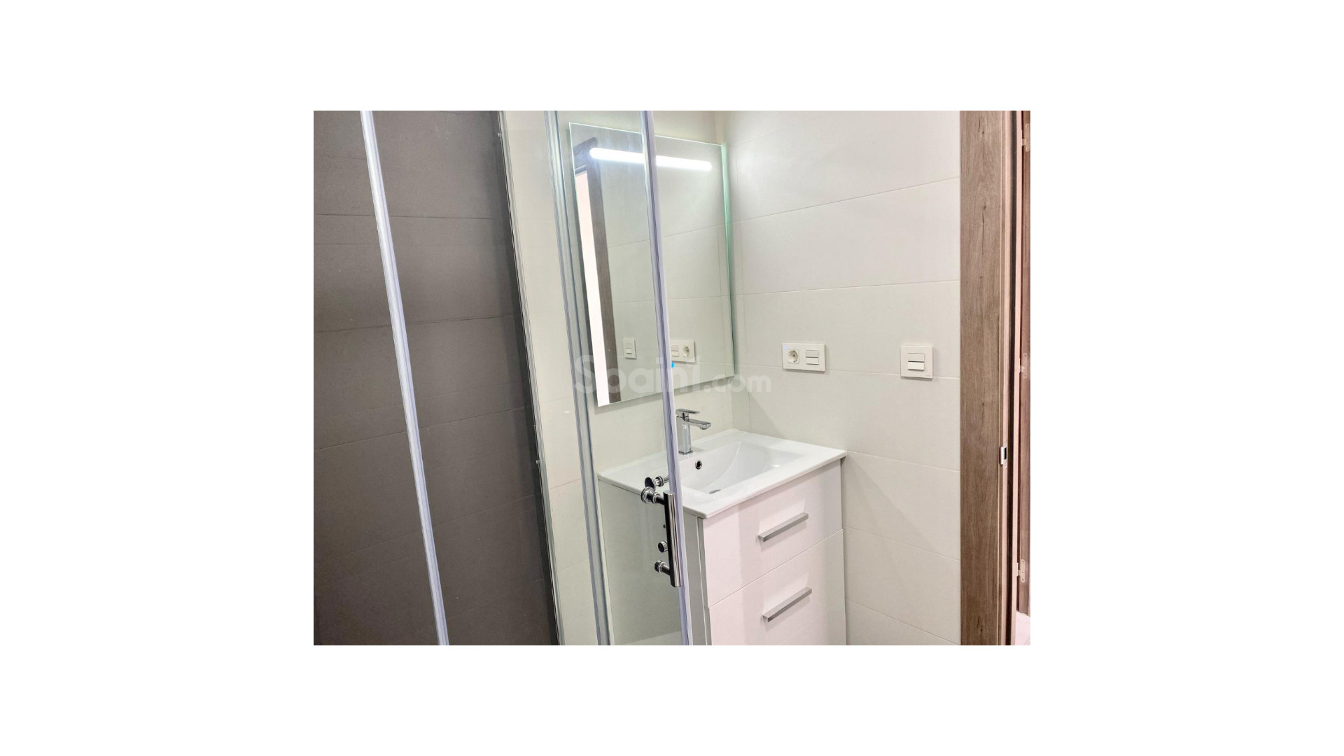 Resale - Wohnung -
Torrevieja