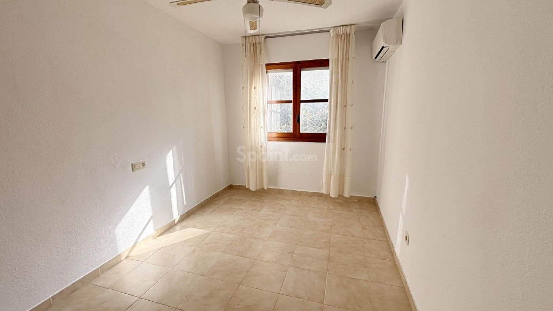 Resale - Wohnung -
Torrevieja