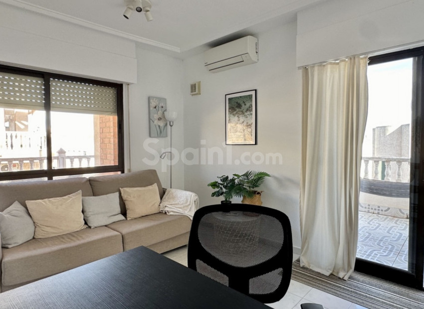 Resale - Wohnung -
Torrevieja