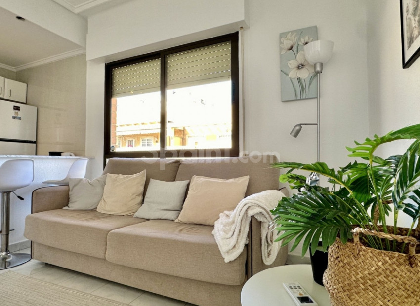 Resale - Wohnung -
Torrevieja