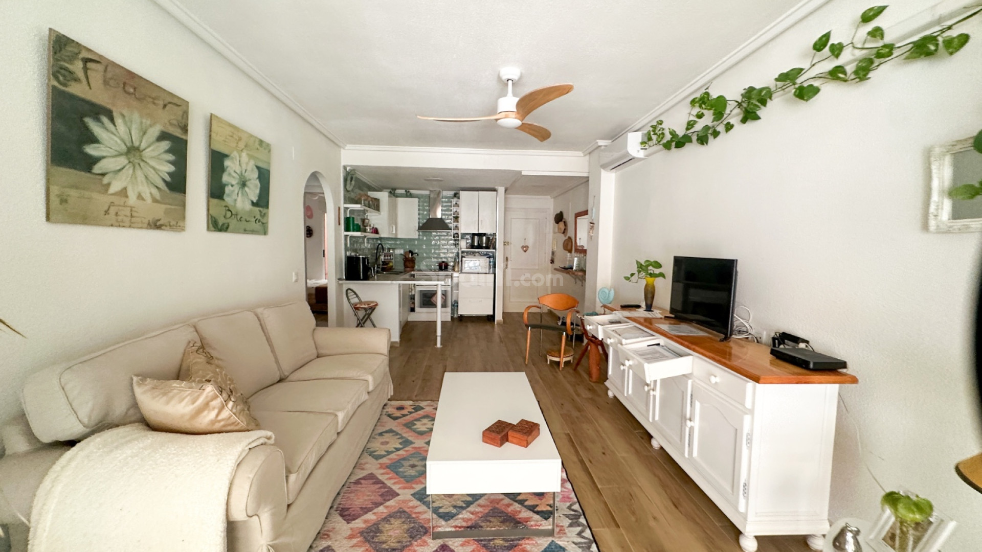 Resale - Wohnung -
Torrevieja