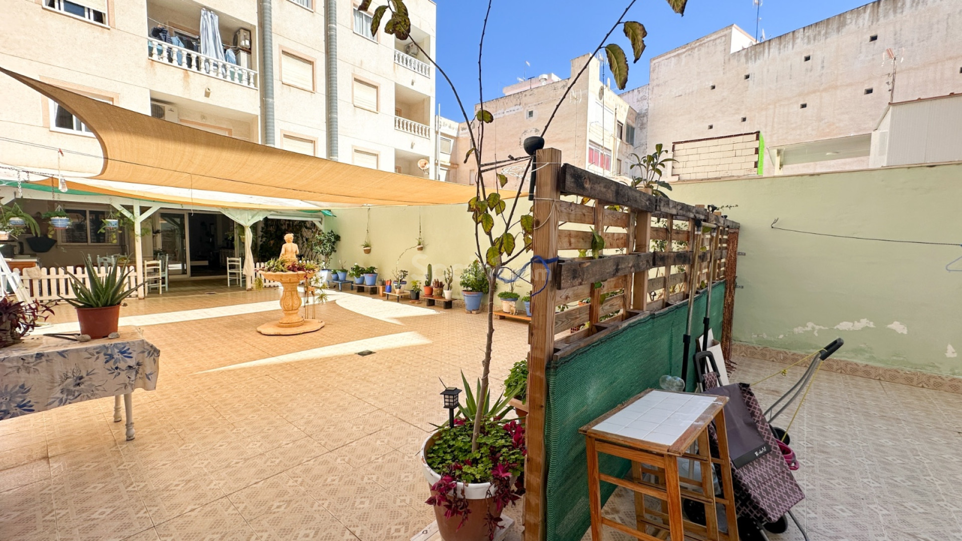 Resale - Wohnung -
Torrevieja