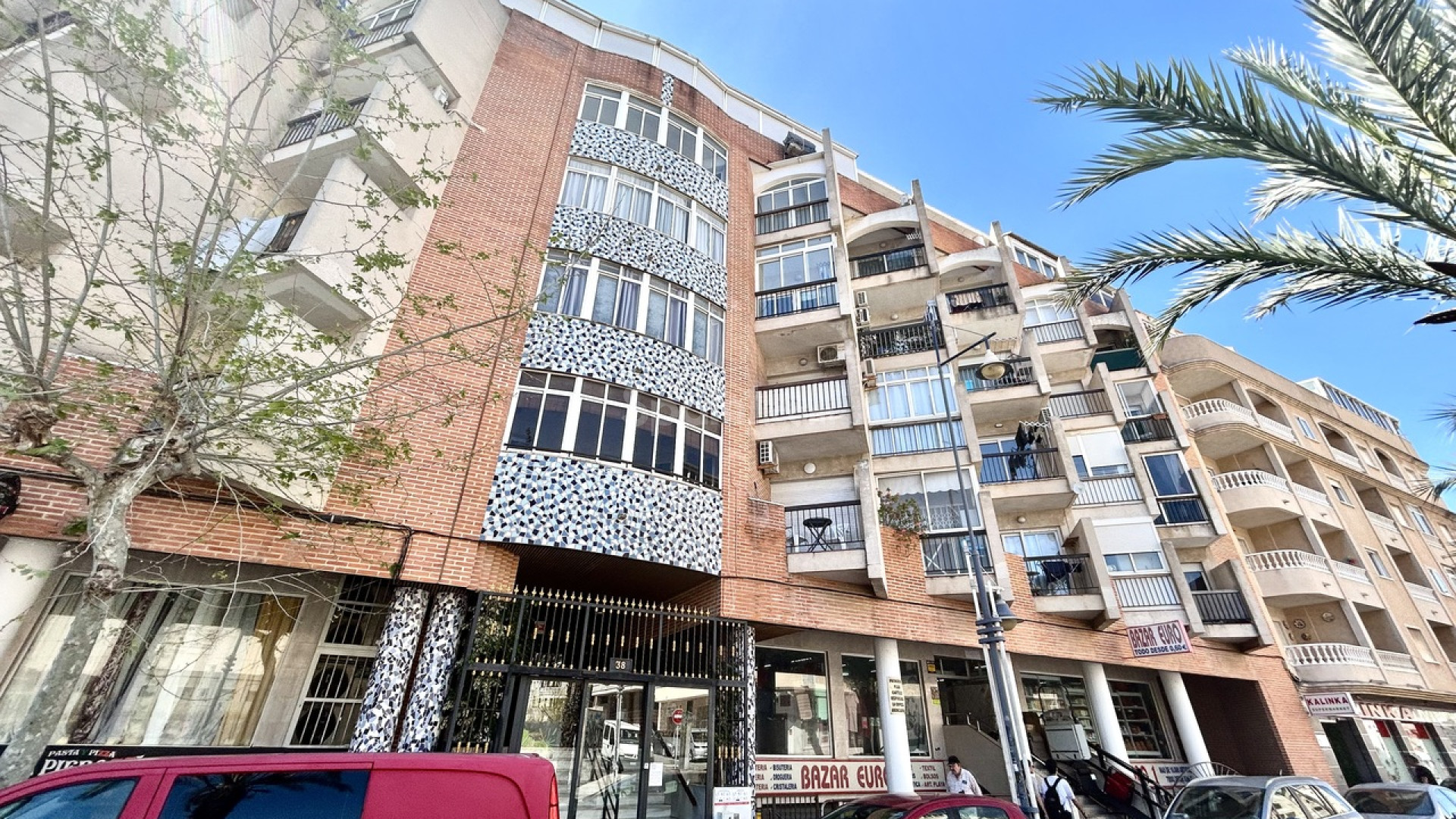 Resale - Wohnung -
Torrevieja