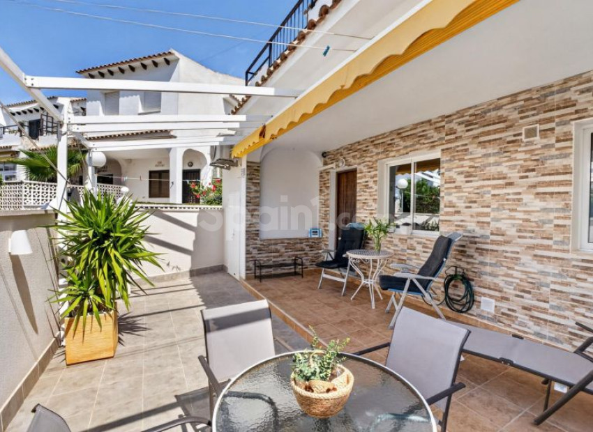 Resale - Wohnung -
Torrevieja