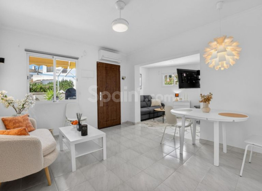 Resale - Wohnung -
Torrevieja