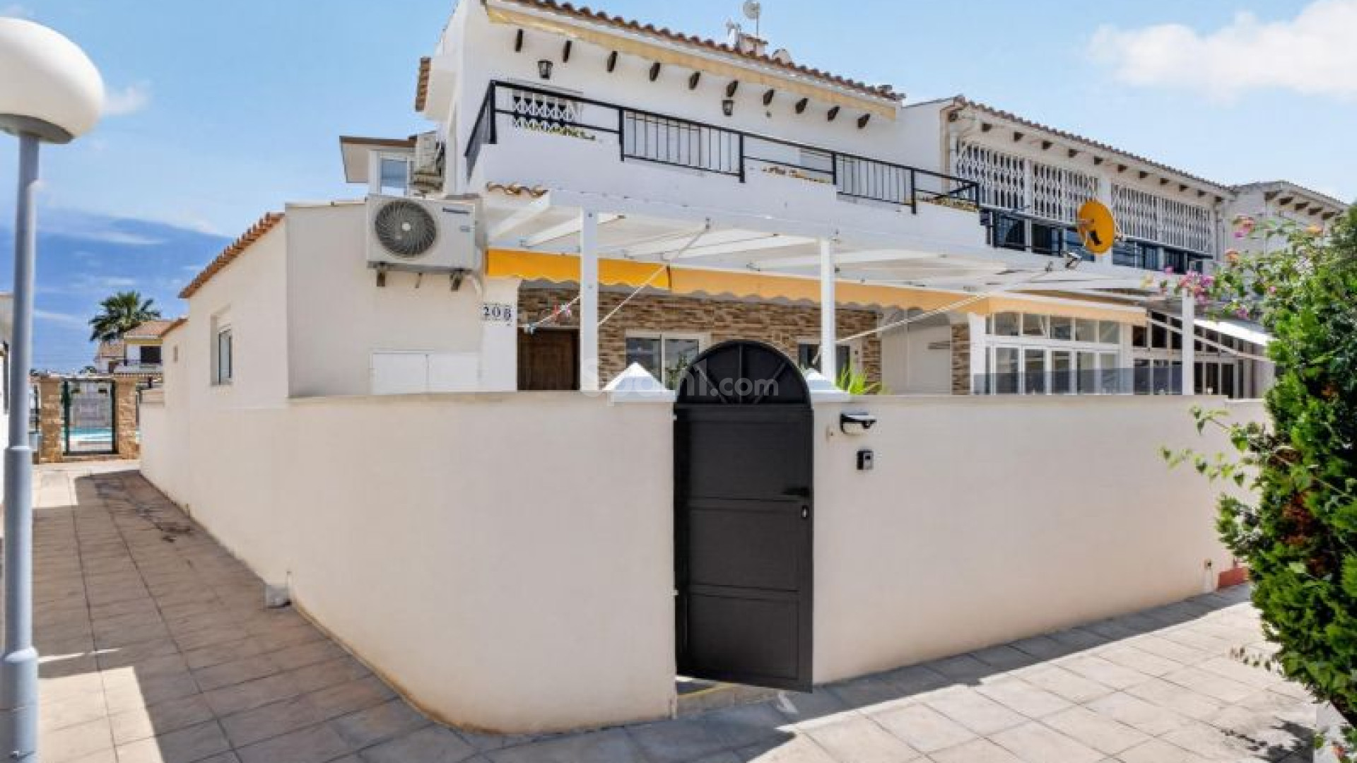 Resale - Wohnung -
Torrevieja