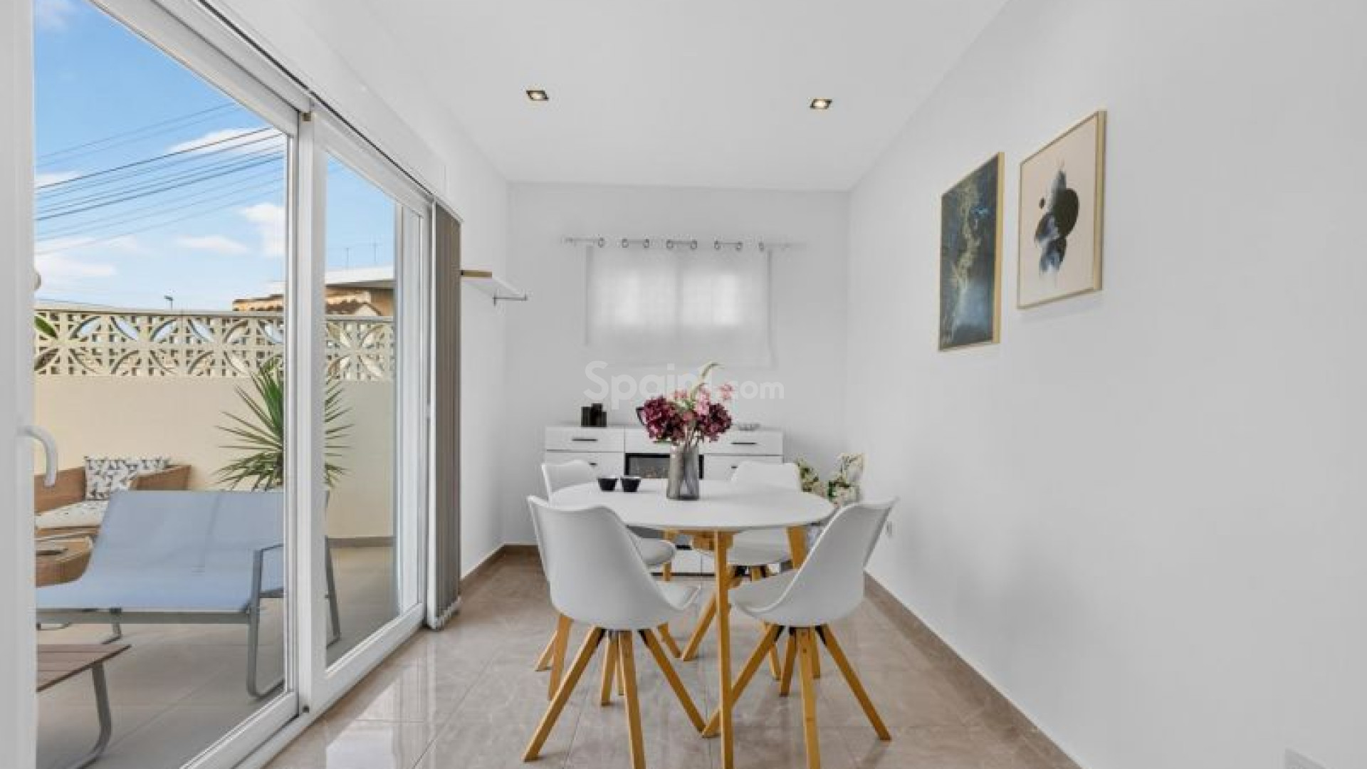 Resale - Wohnung -
Torrevieja