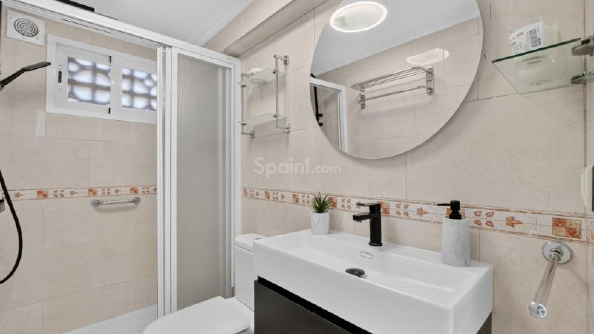 Resale - Wohnung -
Torrevieja