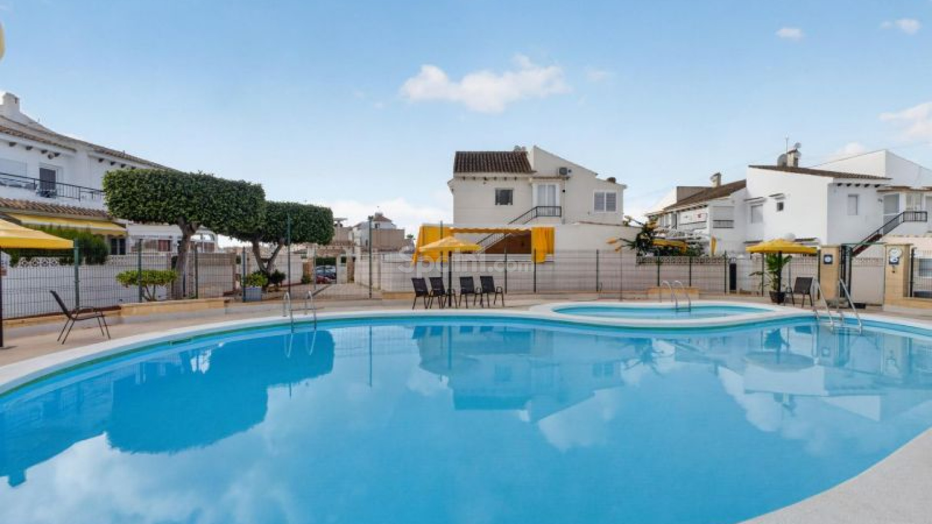 Resale - Wohnung -
Torrevieja