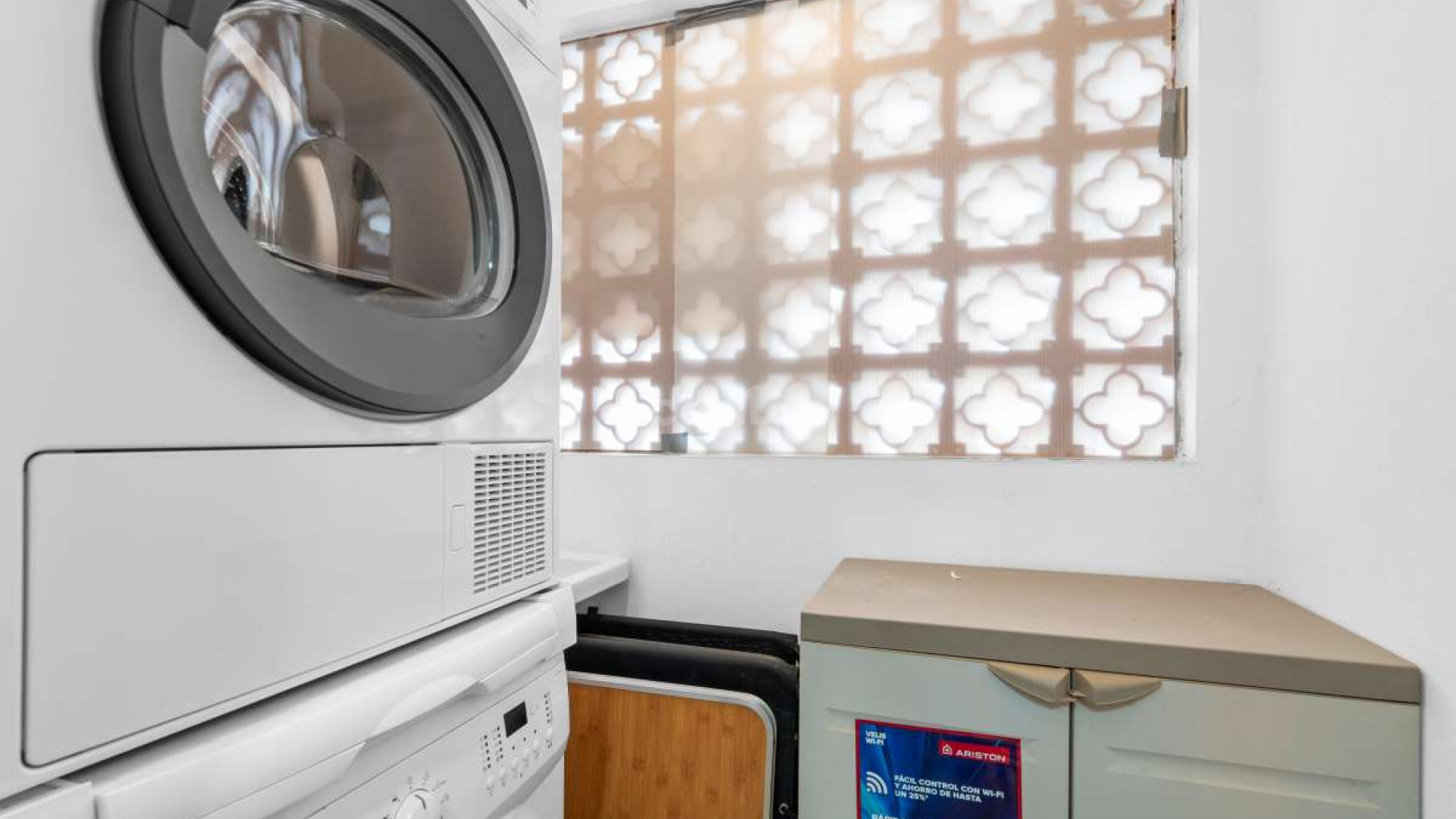 Resale - Wohnung -
Villamartín - Villamartin