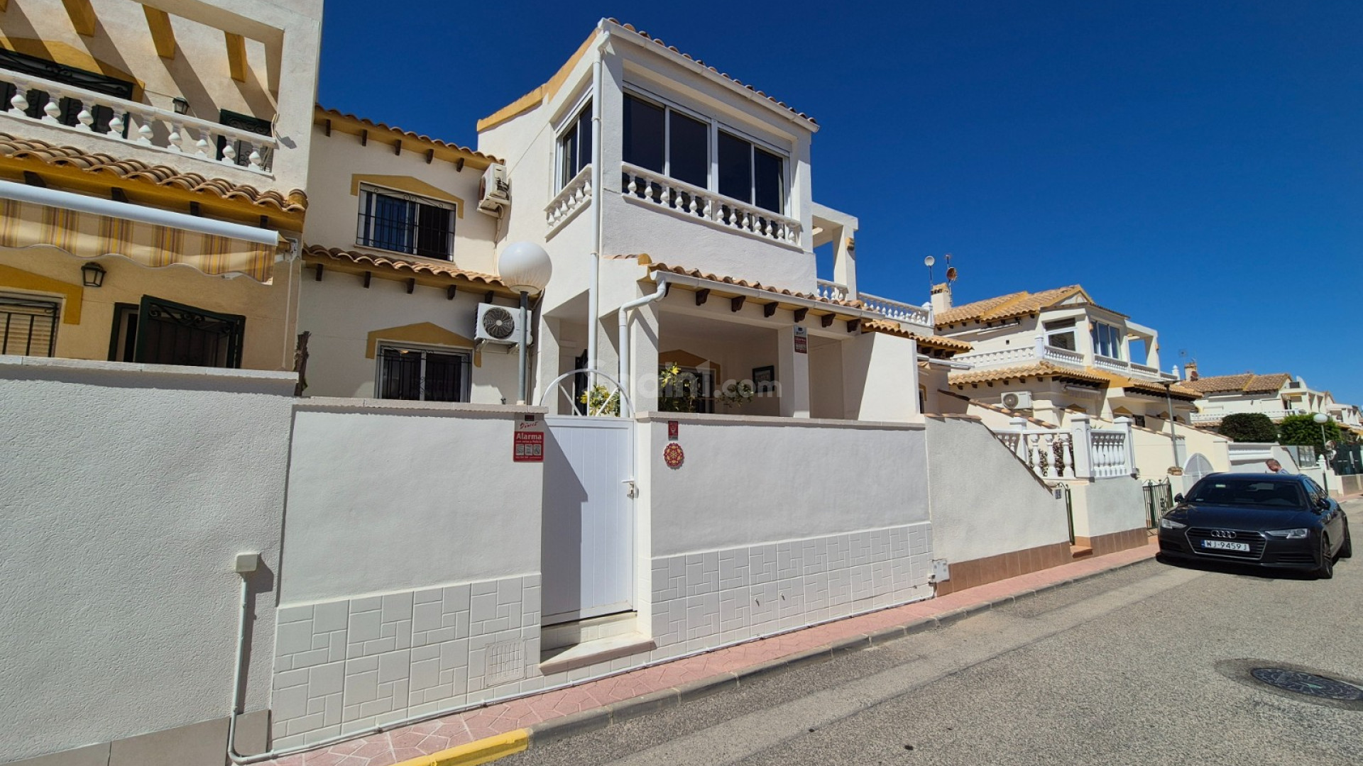 Segunda mano - Adosado -
Alicante - La Florida