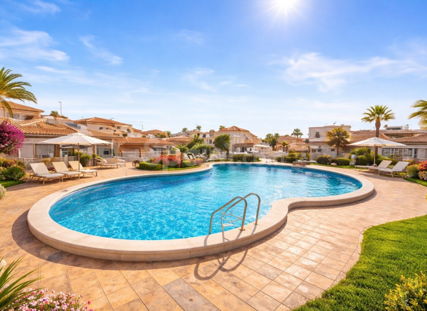 Segunda mano - Adosado -
La Florida