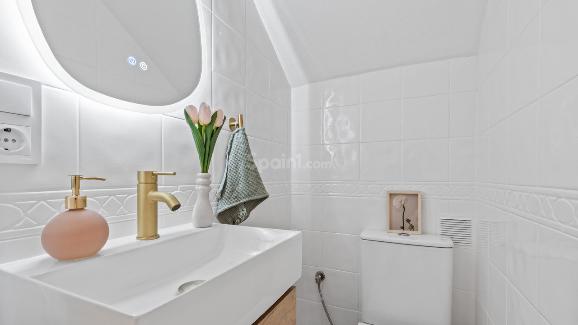 Segunda mano - Adosado -
La Florida