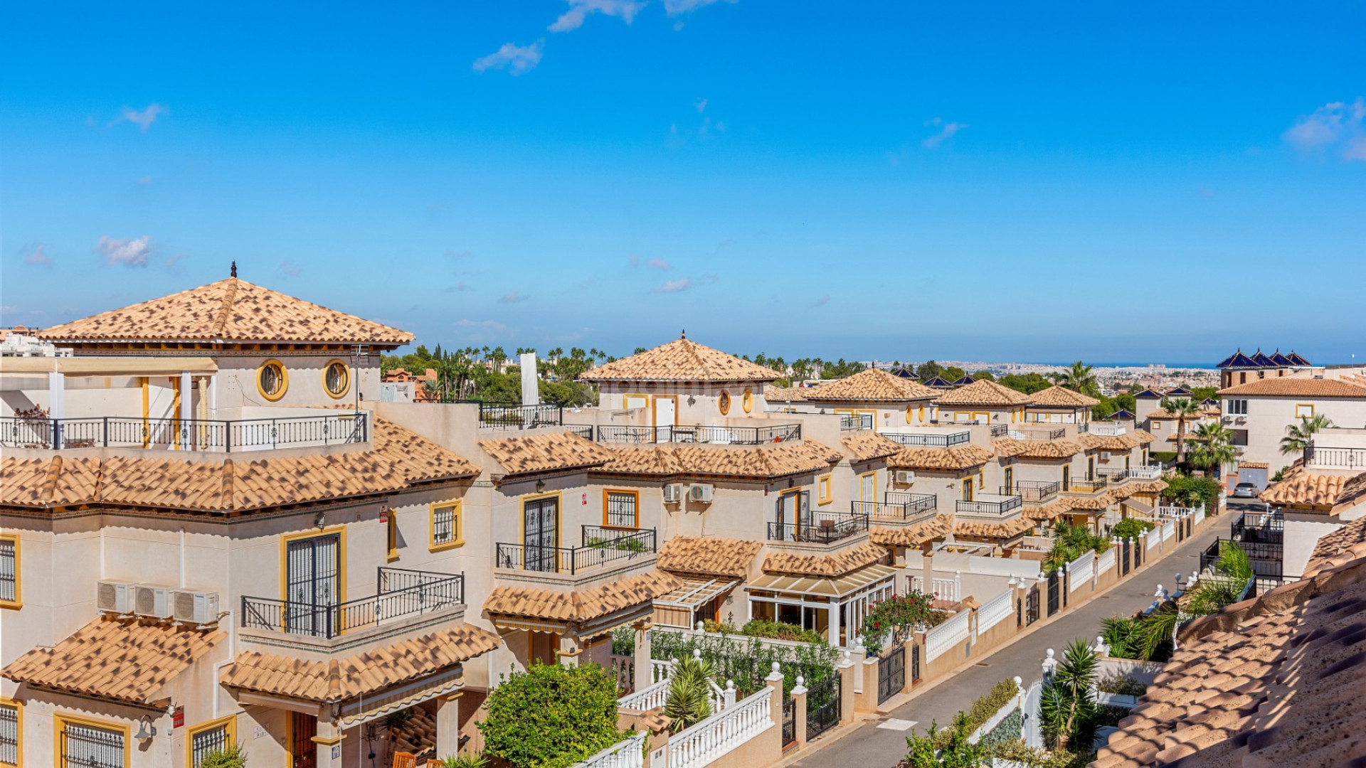 Segunda mano - Adosado -
Orihuela Costa - Villamartin