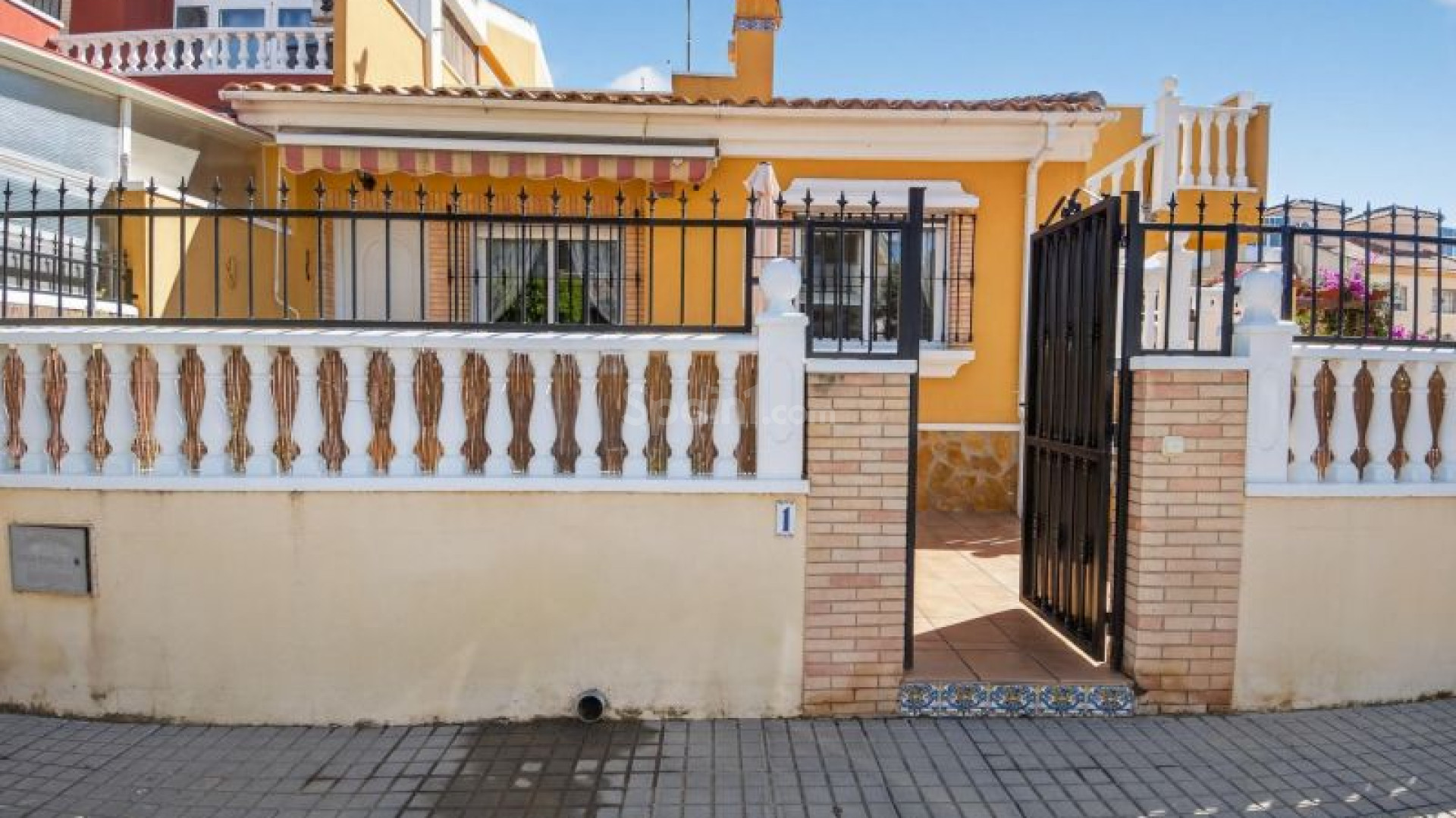 Segunda mano - Adosado -
Torrevieja - La Torreta