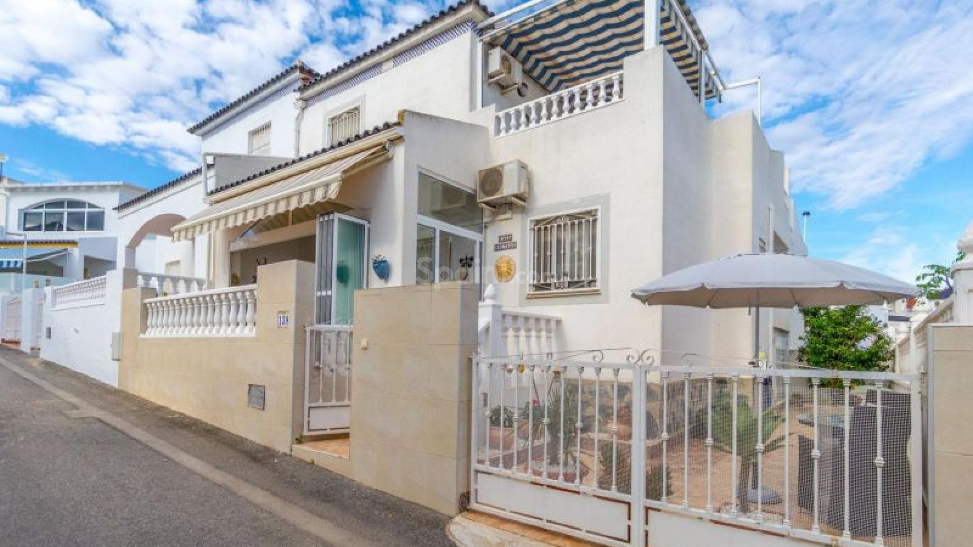 Segunda mano - Adosado -
Torrevieja - Los Balcones