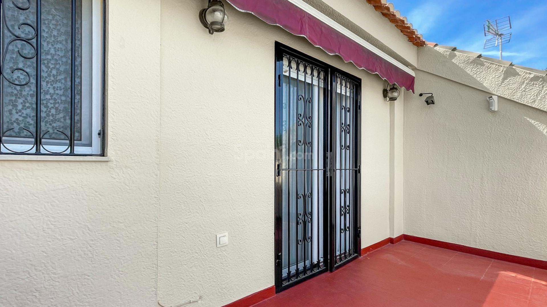 Segunda mano - Adosado -
Torrevieja - Los Balcones