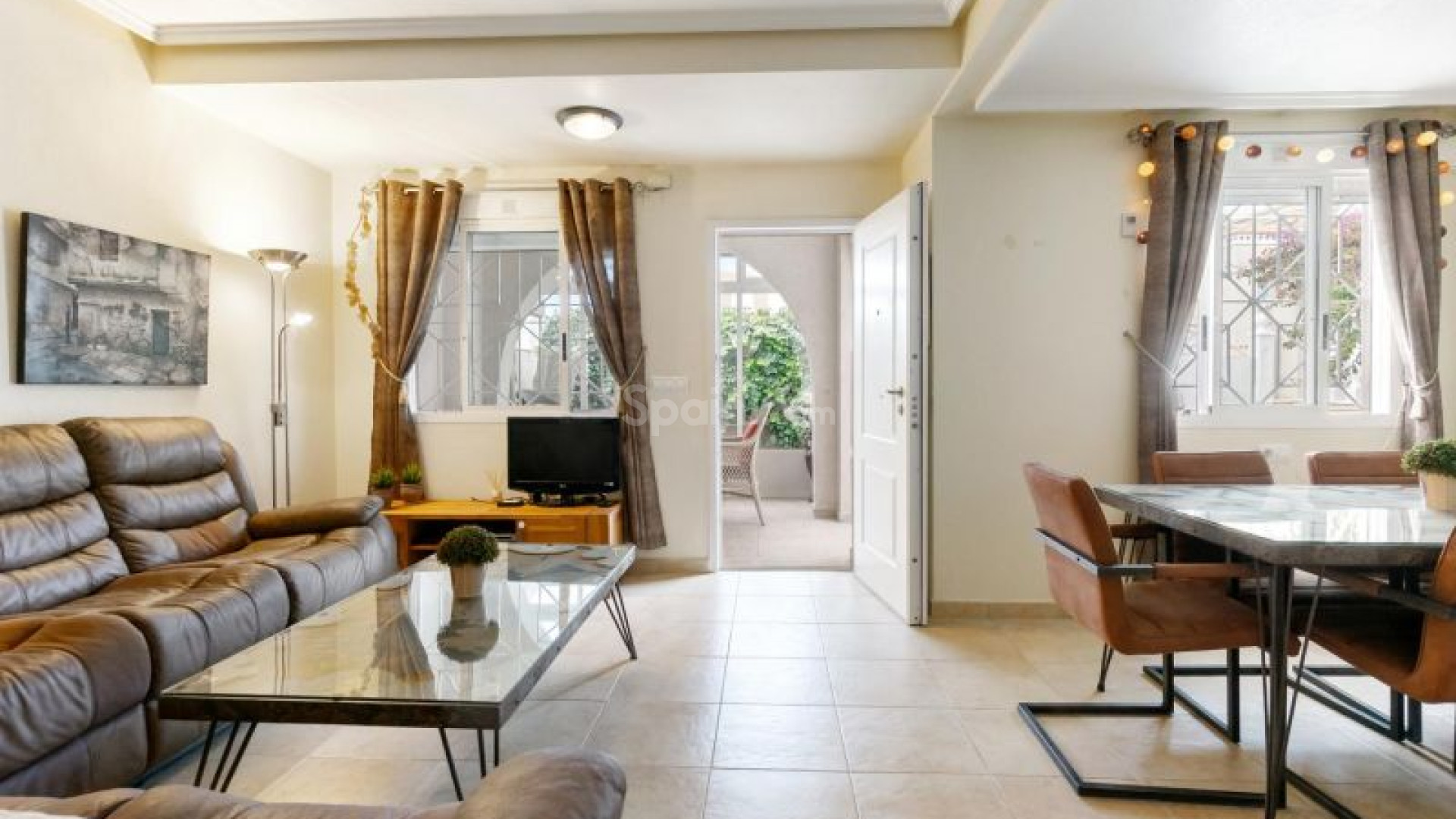 Segunda mano - Adosado -
Torrevieja