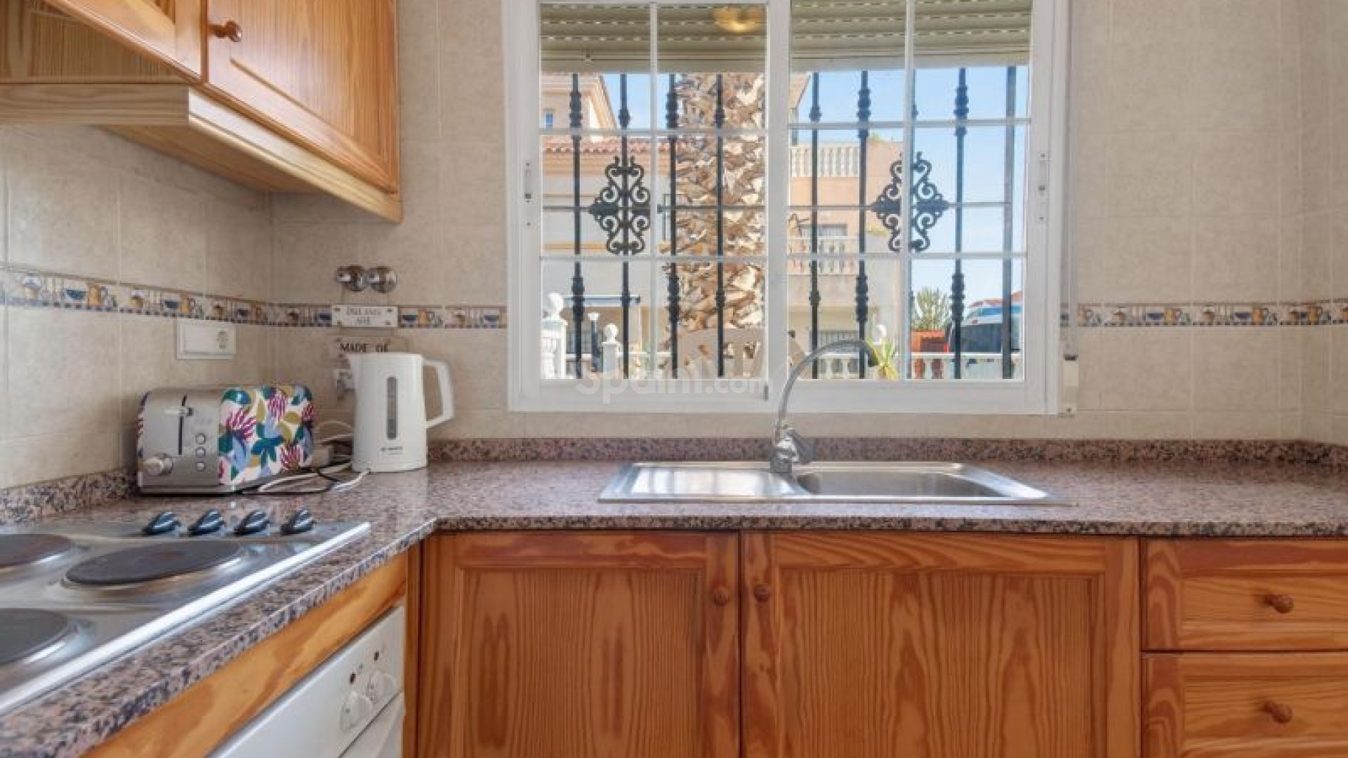 Segunda mano - Adosado -
Torrevieja