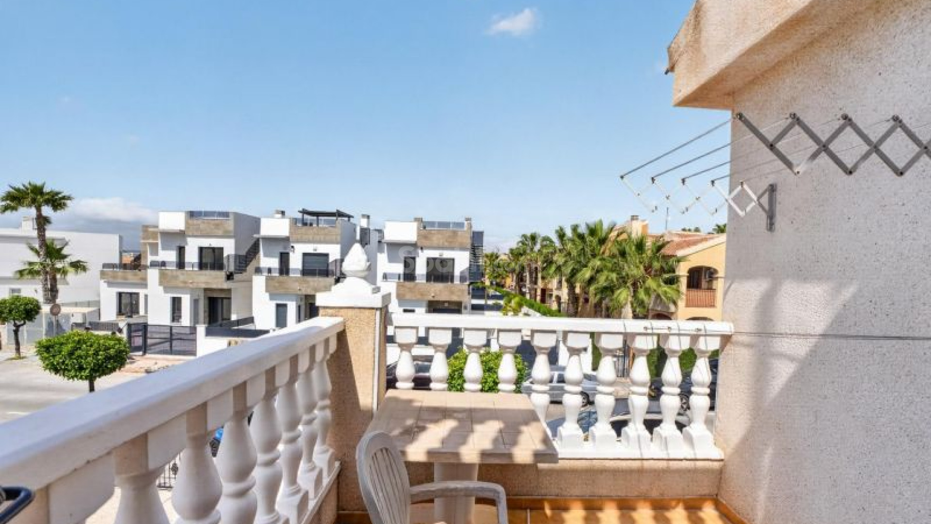 Segunda mano - Adosado -
Torrevieja