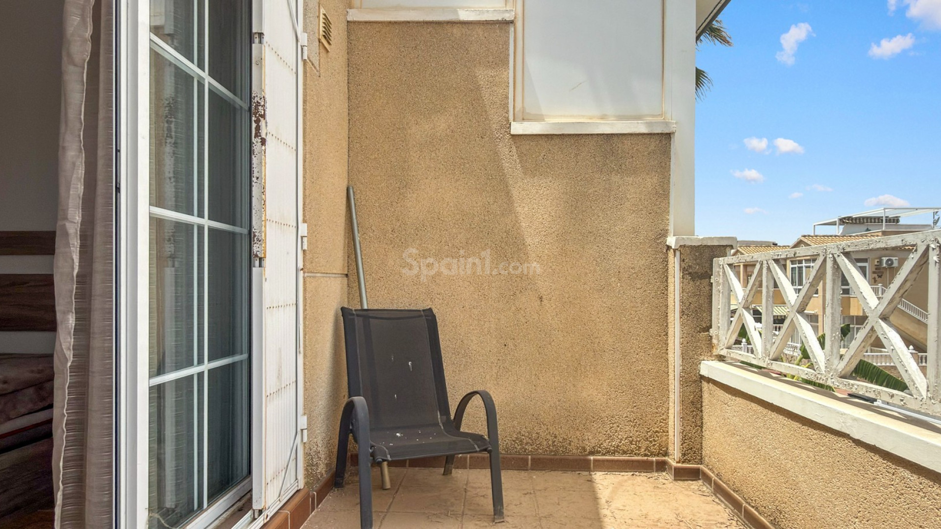 Segunda mano - Adosado -
Torrevieja