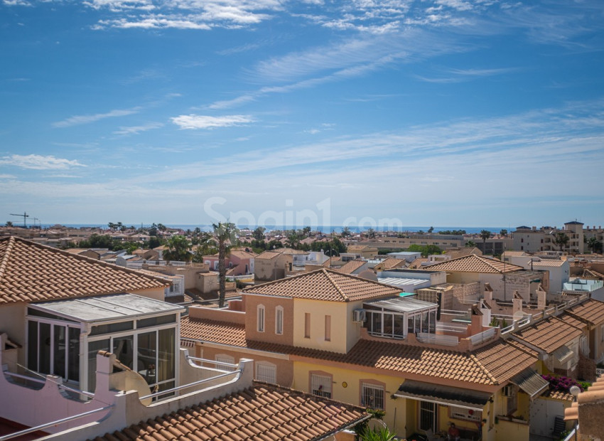 Segunda mano - Apartamento -
ALICANTE - La Florida