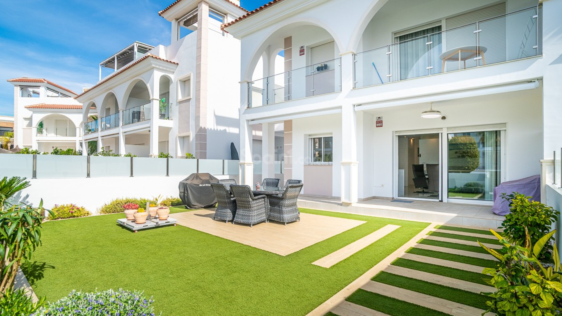 Segunda mano - Apartamento -
CIUDAD QUESADA