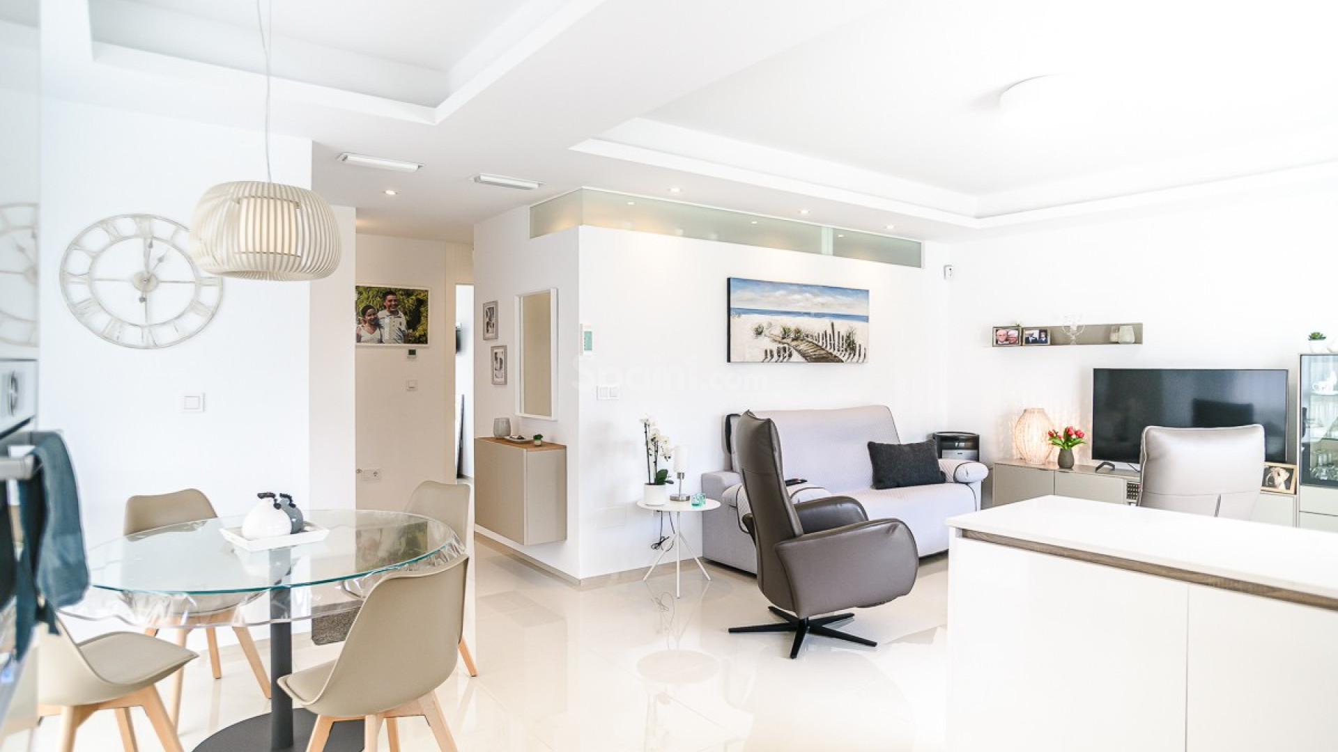 Segunda mano - Apartamento -
CIUDAD QUESADA