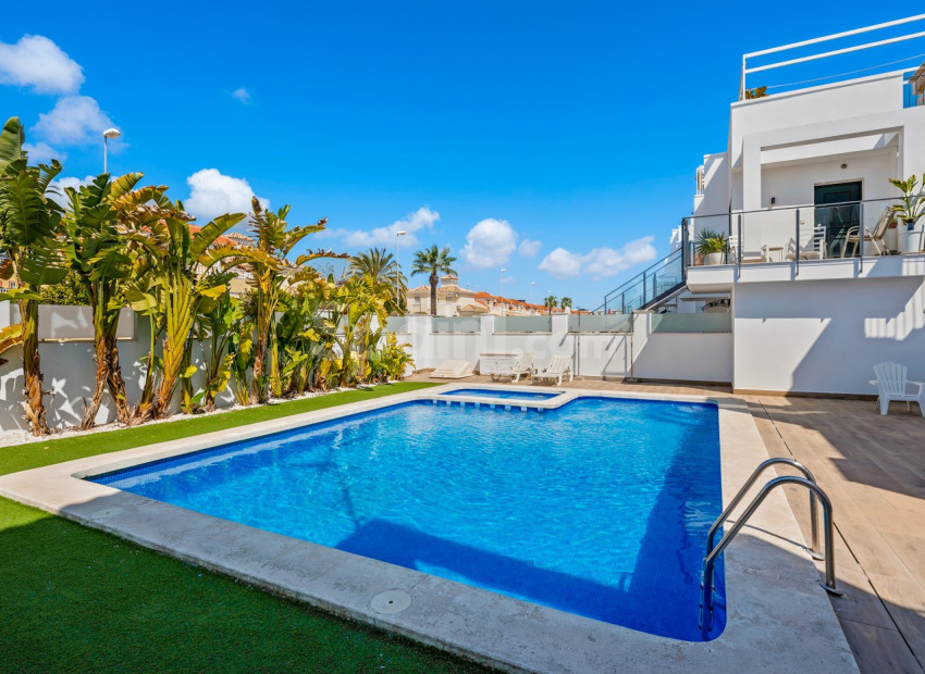 Segunda mano - Apartamento -
Orihuela Costa - La Zenia