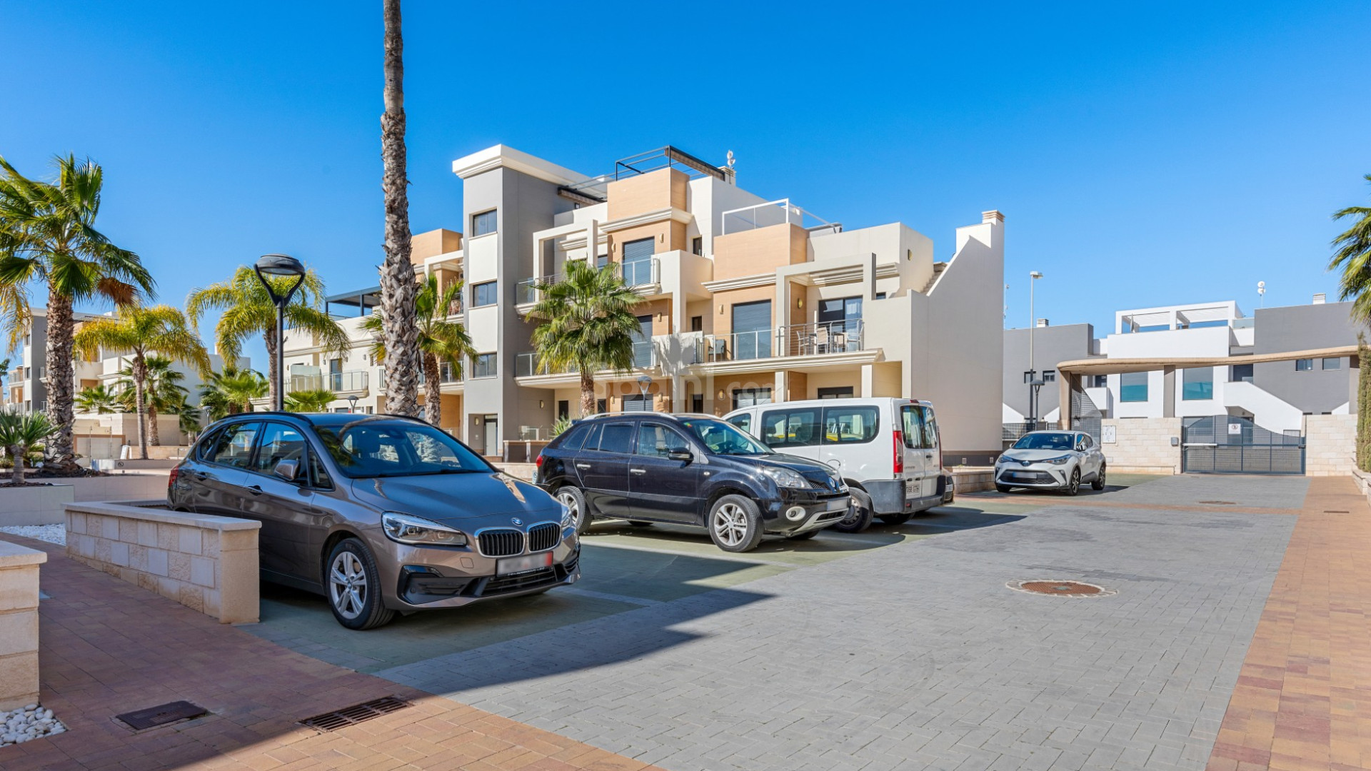 Segunda mano - Apartamento -
Orihuela Costa - La Zenia