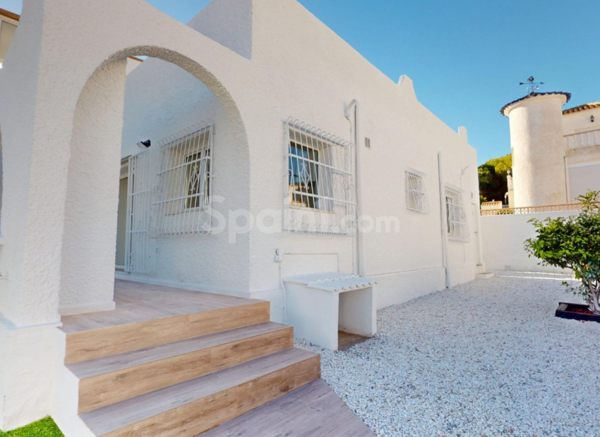 Segunda mano - Apartamento -
Orihuela Costa - Las Filipinas