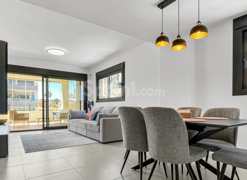 Segunda mano - Apartamento -
Orihuela Costa - Los Dolses
