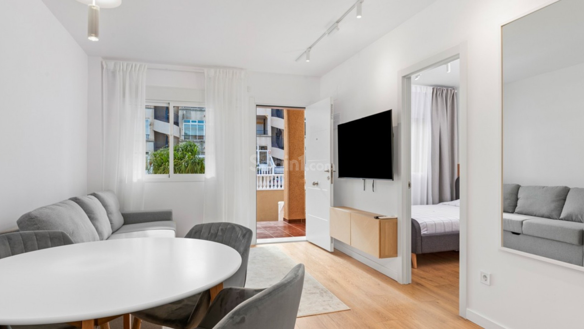 Segunda mano - Apartamento -
Orihuela Costa - Punta Prima