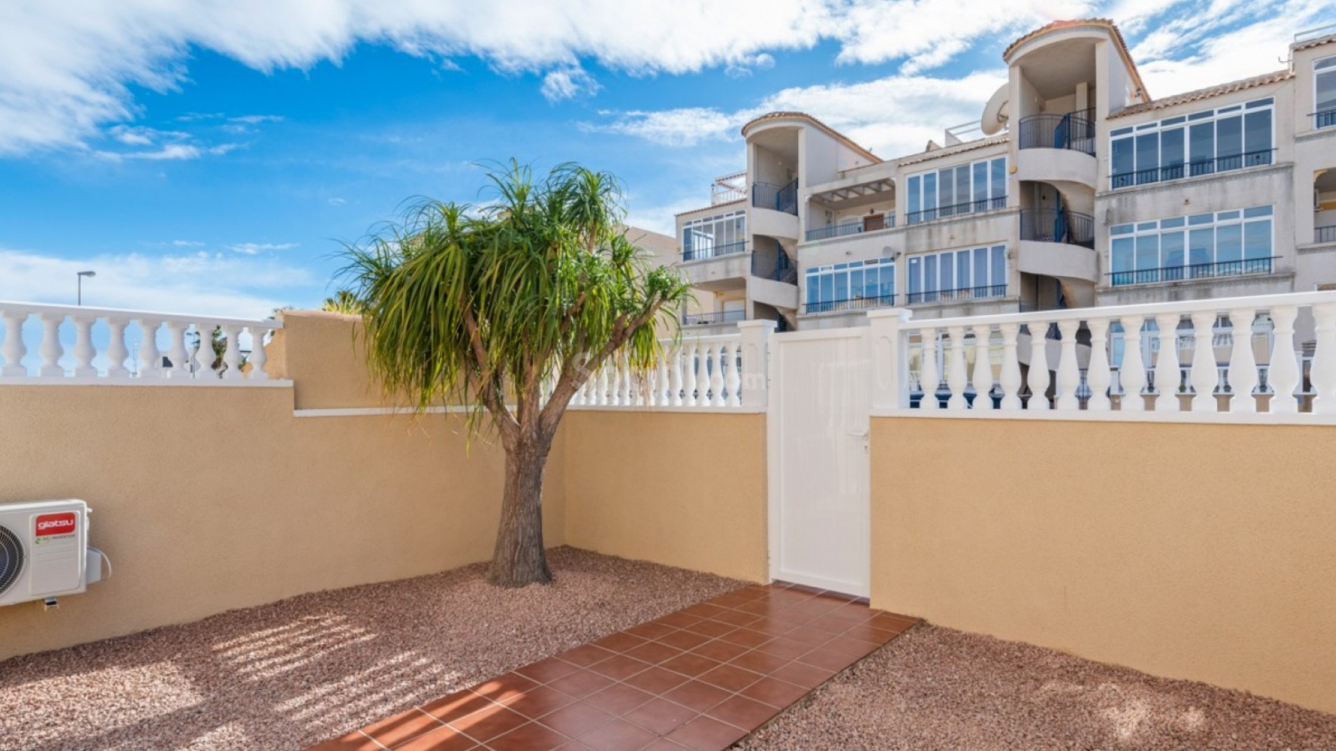 Segunda mano - Apartamento -
Orihuela Costa - Punta Prima