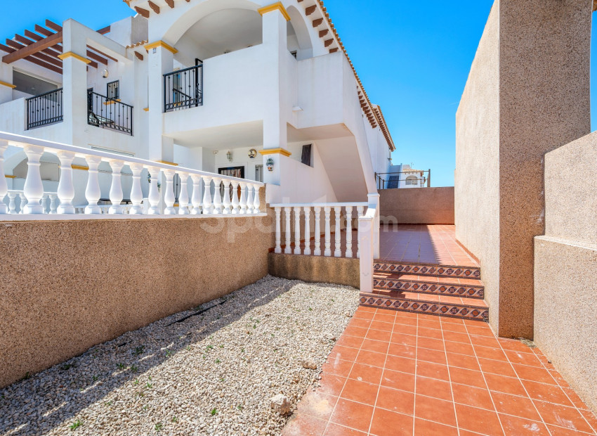 Segunda mano - Apartamento -
Orihuela Costa - Punta Prima