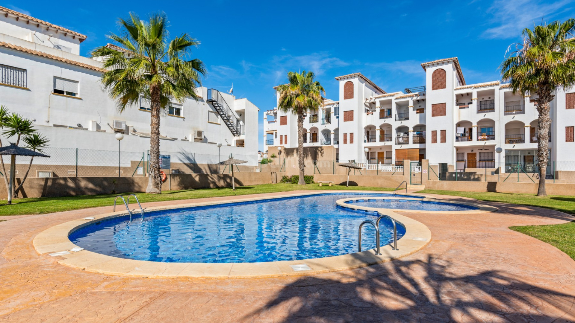 Segunda mano - Apartamento -
Orihuela Costa - Punta Prima